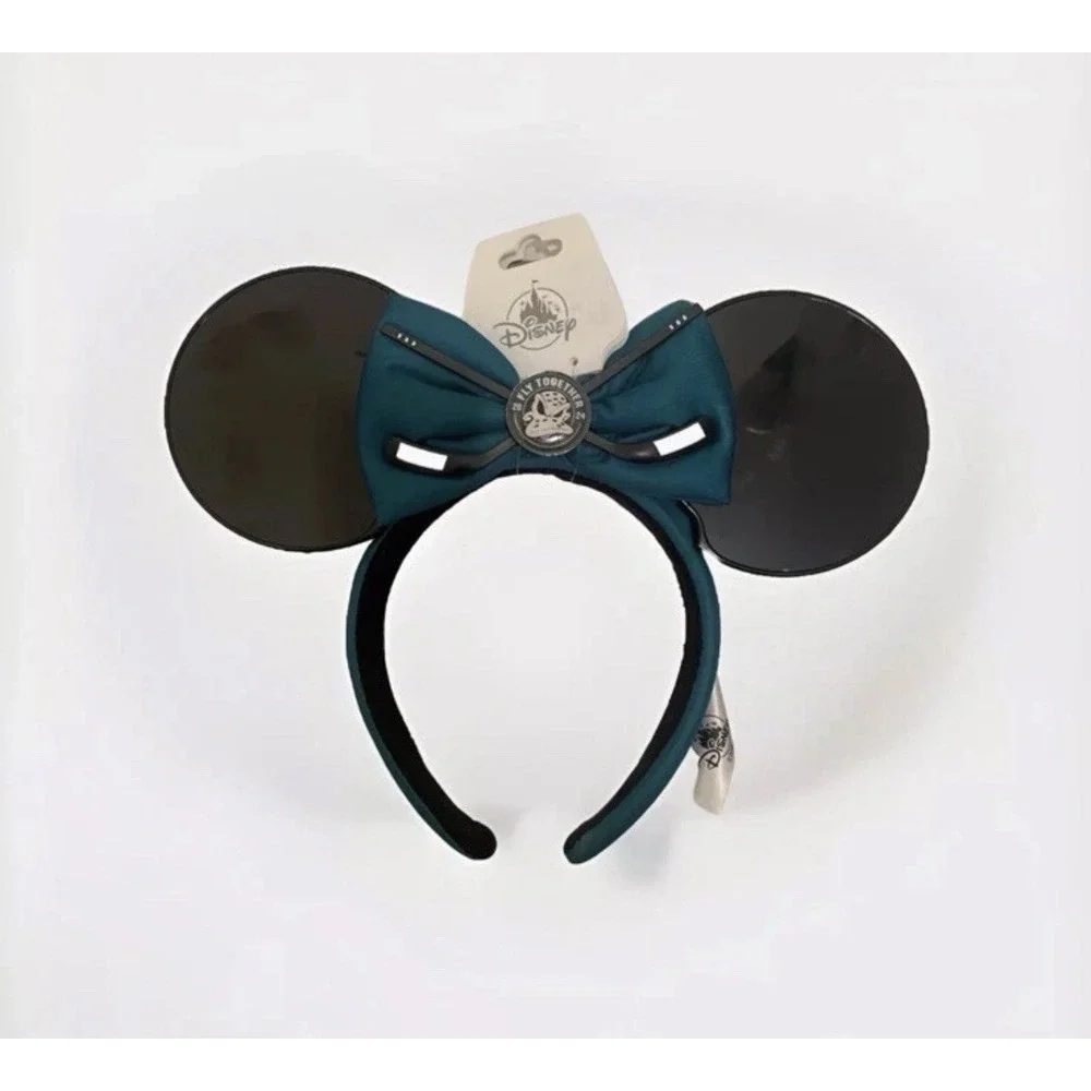 Disneyland Anaheim Ducks Day Ears Mighty 2024 NHL Hockey Disney NWT